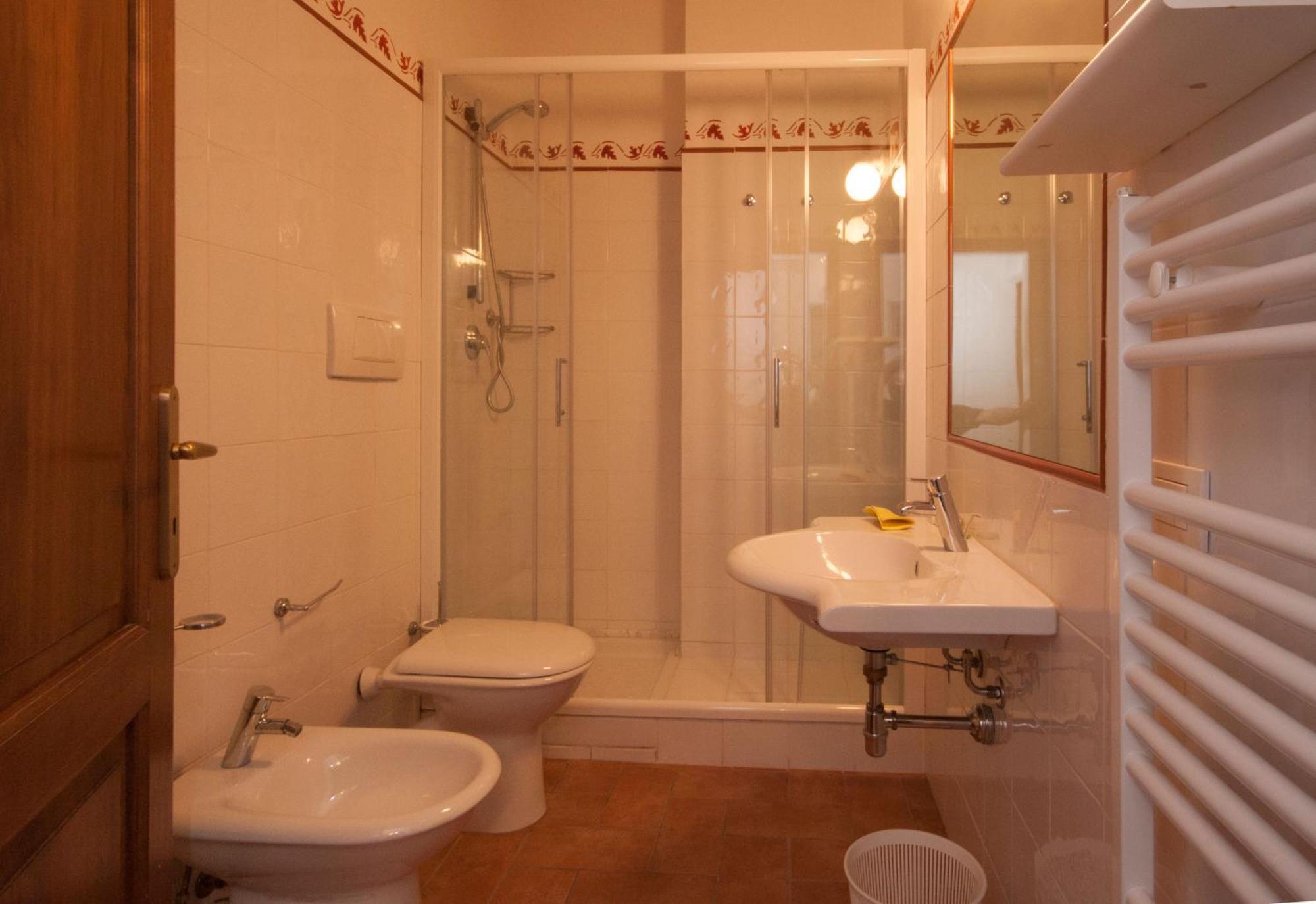 Casavacanze Vesta Isola d'Arbia Phòng bức ảnh