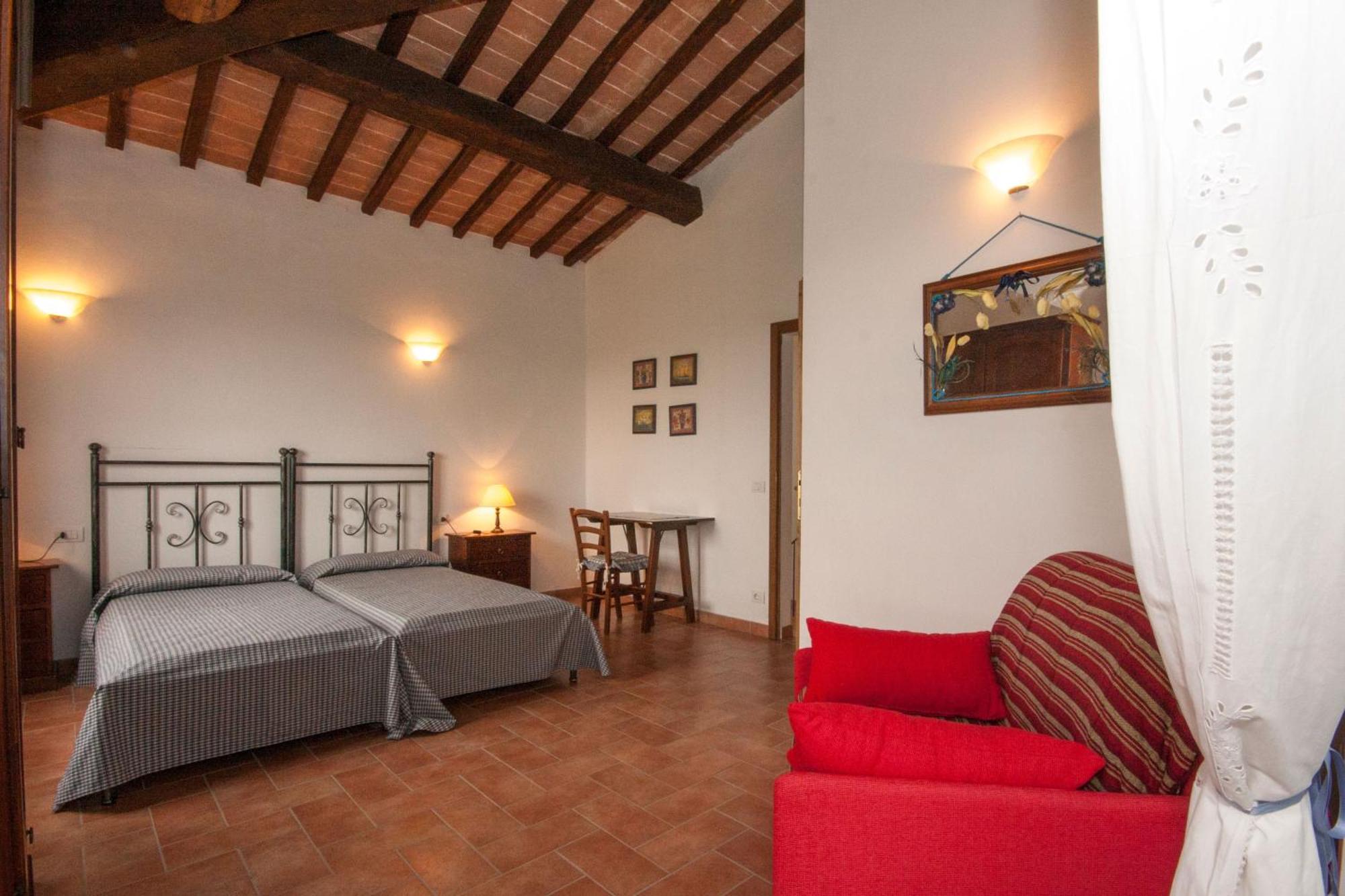 Casavacanze Vesta Isola d'Arbia Phòng bức ảnh
