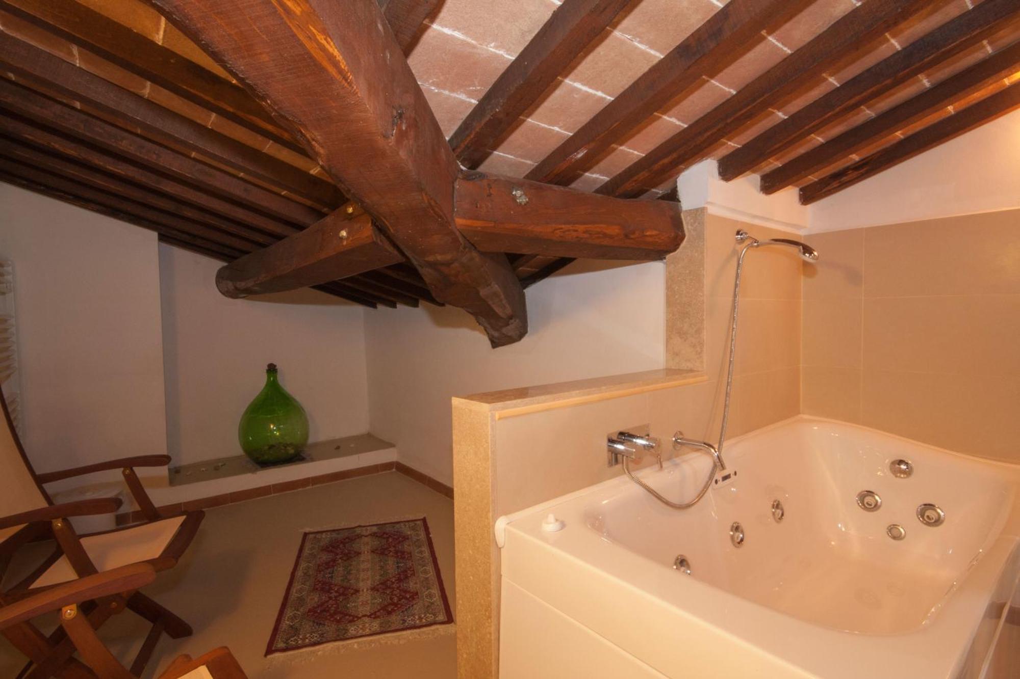 Casavacanze Vesta Isola d'Arbia Phòng bức ảnh